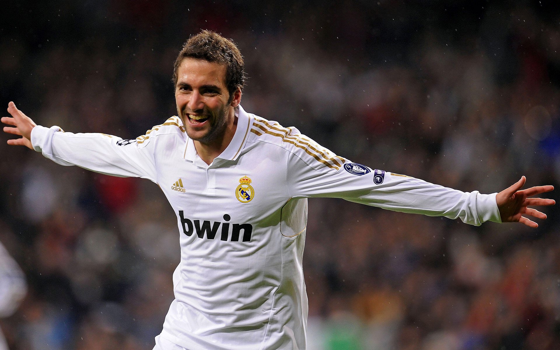 黄喜灿,从安菲尔德到美加墨,一位亚洲巨星的世界杯接管宣言