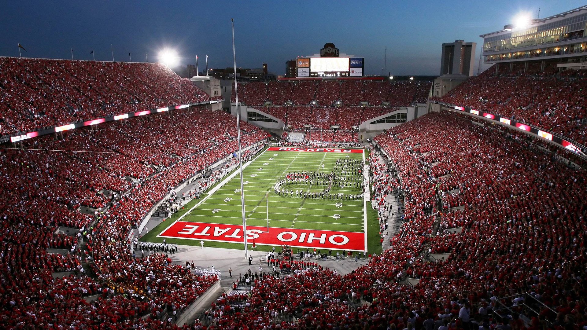 马竞铁蹄碾碎格子军团,凯恩破纪录之夜映照足球的两种伟大